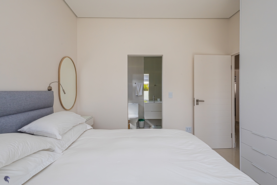 6 Bedroom Property for Sale in Country Club Western Cape
